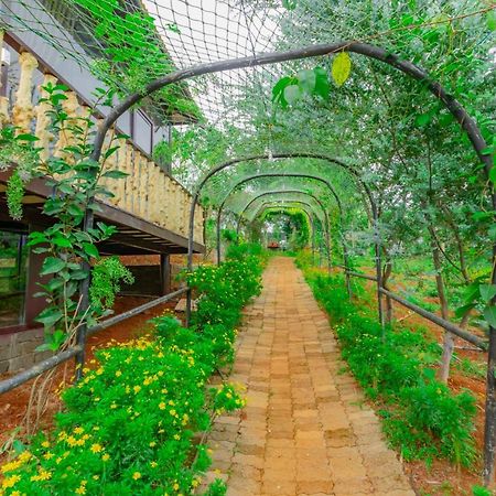 Phuong Nam Gia Trang Farmstay Gia Nghĩa Eksteriør billede