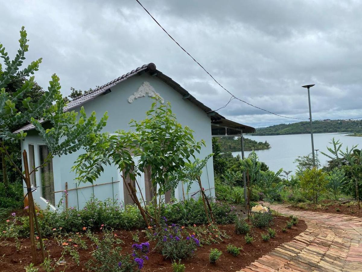Phuong Nam Gia Trang Farmstay Gia Nghĩa Eksteriør billede