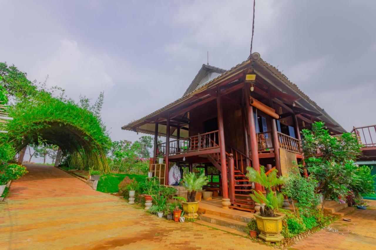 Phuong Nam Gia Trang Farmstay Gia Nghĩa Eksteriør billede